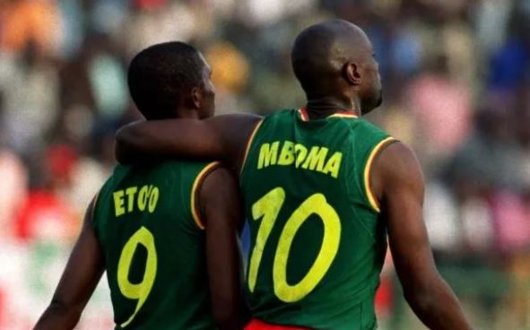 Samuel Eto'o et Mboma sous le maillot des lions indomptables (c) DR